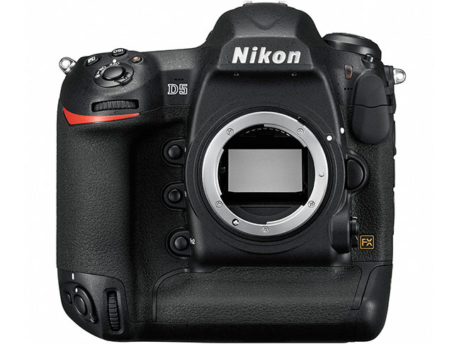 ニコン デジタル一眼レフカメラボディ単体 D5 XQD-Type　有効画素2082万